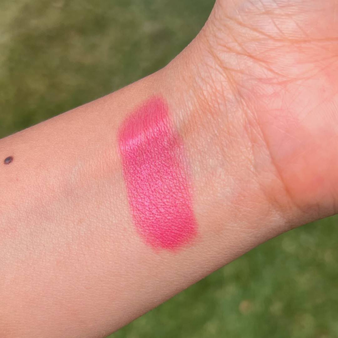 IDENTITY - Bold hibiscus pink